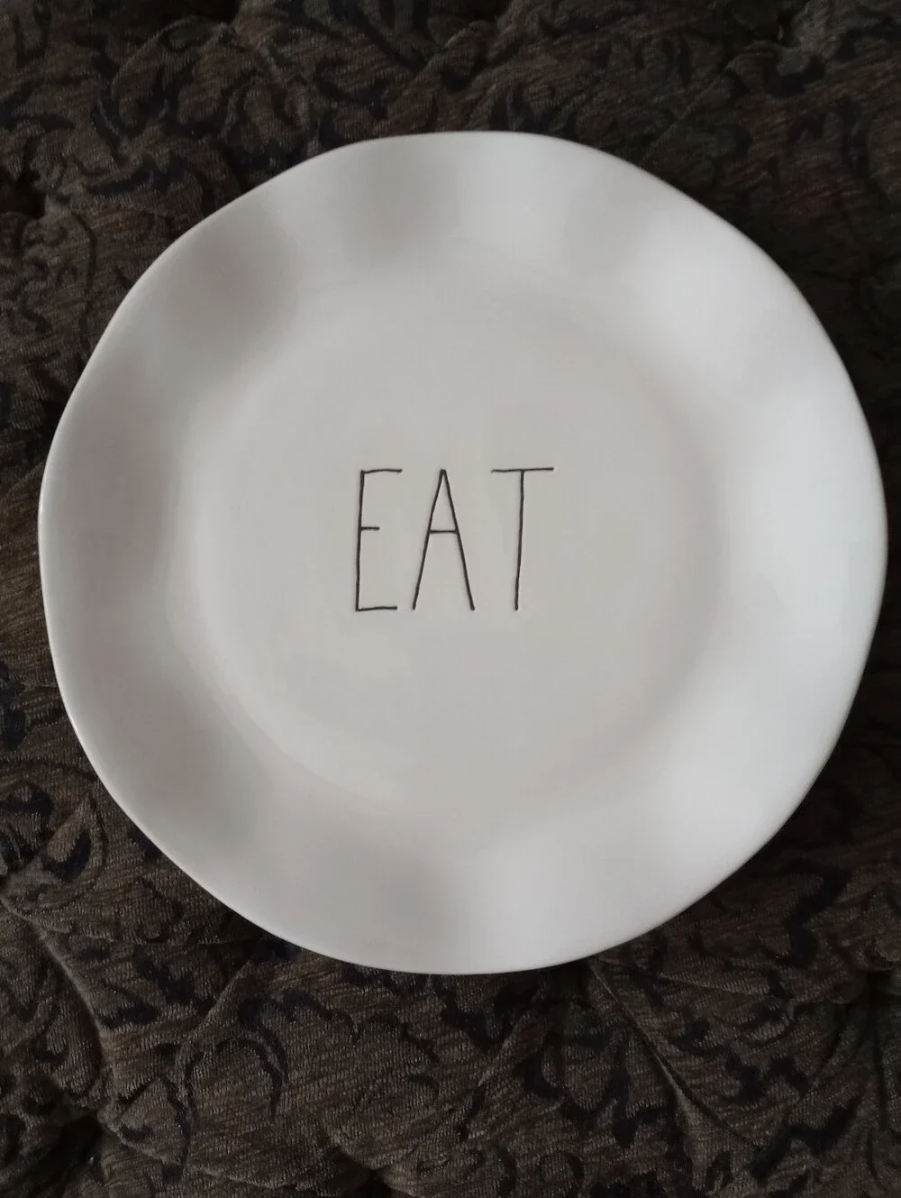 Rae Dunn White Ceramic 'EAT / YUMMM / TASTY' Decorative Dinner Plates - Set of 3